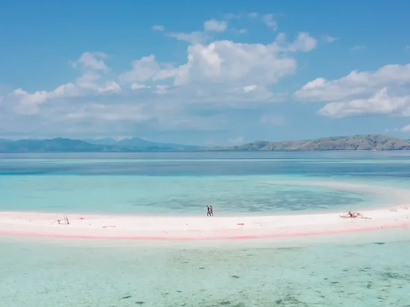 Taka Makassar, a crescent sandbar in Komodo National Park